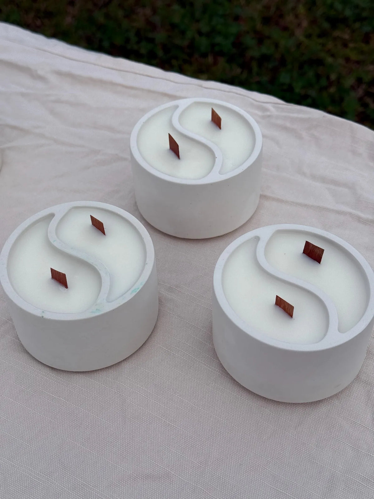 Yin Yang Soy Wax Candle | Ambered Sandalwood | Handmade Hydrostone Candle | Wood Wick Candle | Minimalist Home Decor