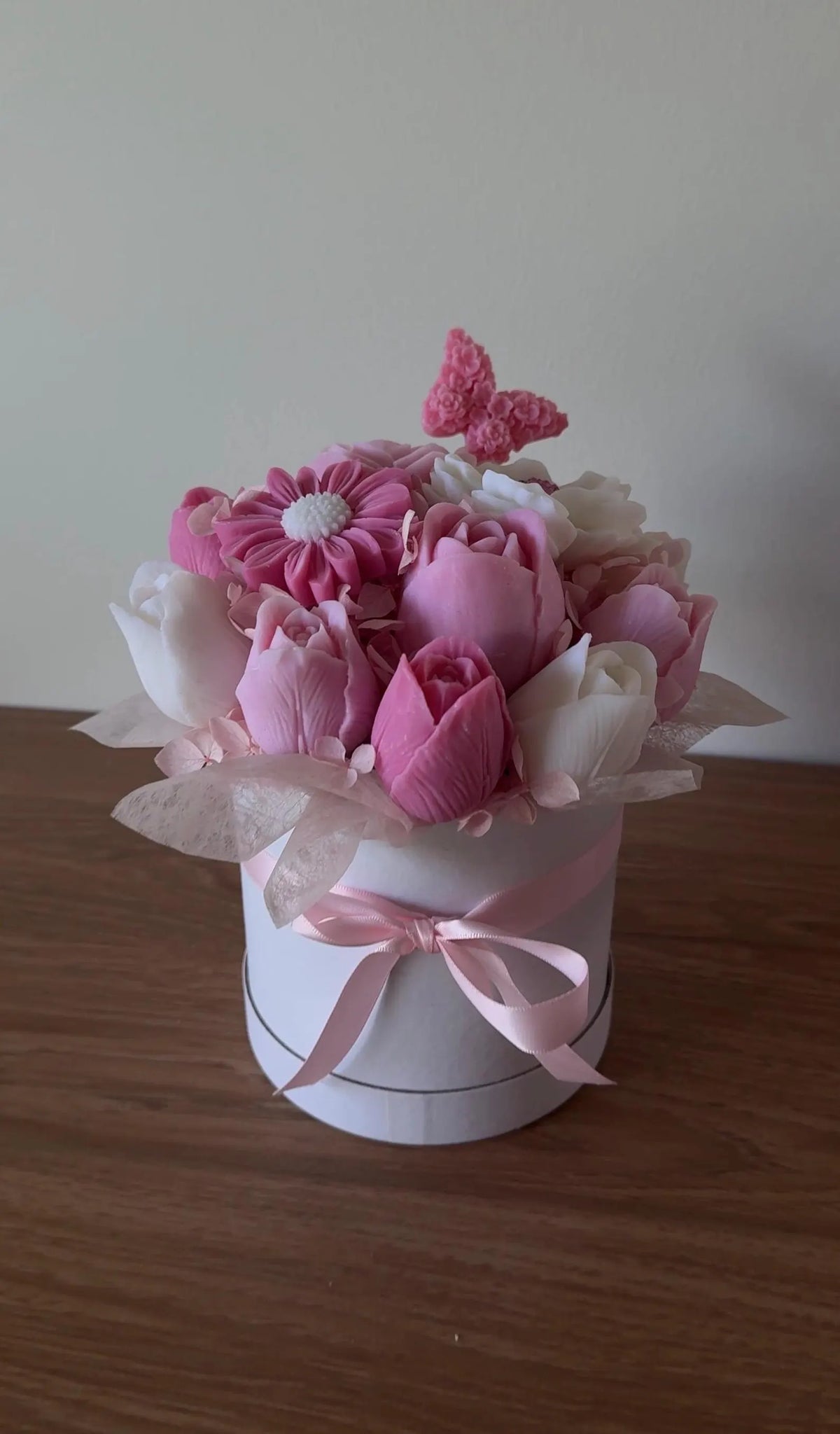 Luxury Pink Scented Candle Bouquet